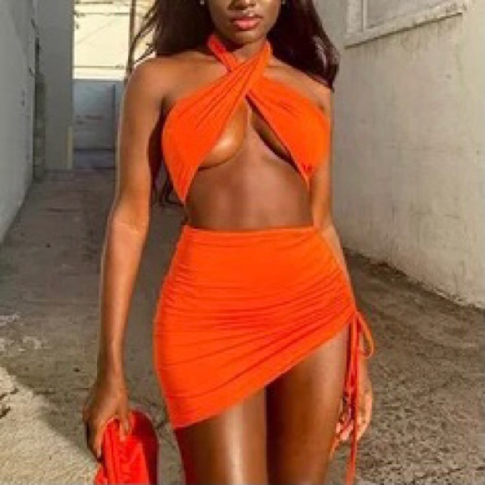 Simple and sexy backless minidress- orange